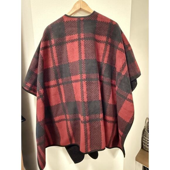 Ike‎ Behar Wrap/Shawl Plaid Red And Black With Fleece One Size - Picture 2 of 5